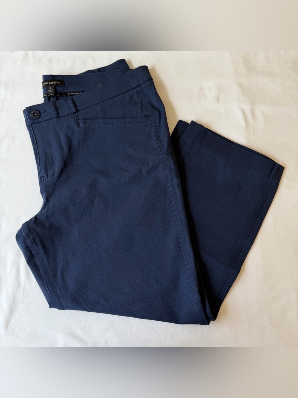 NWOT Banana Republic Women’s Navy Blue Cropped Pull-On Pants Size 14